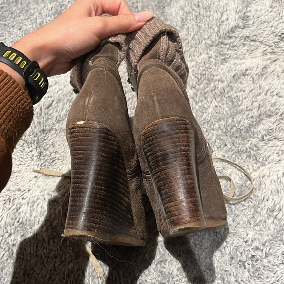 Gianni Bini platform lace up boots, brown, suede, 6 - Picture 7 of 7